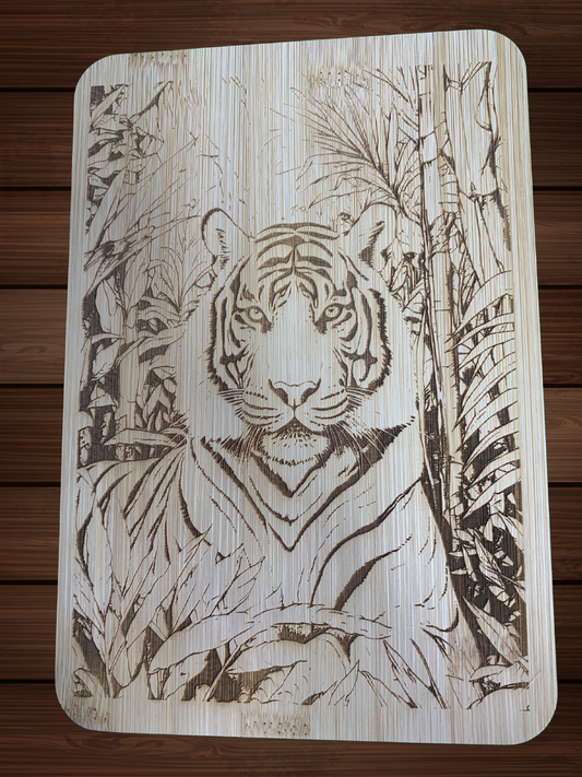 Laser Engraved Bamboo Cutting Board with Tiger Design – 6" x 8"